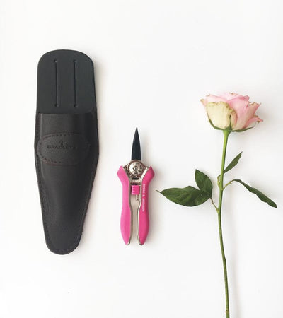 Flower Scissors in Leather Pouch