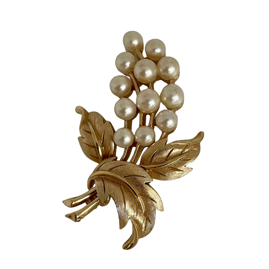 A Vintage Crown Trifari Leaf Brooch 1960s
