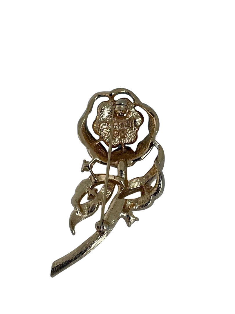A Vintage Sarah Coventry Brooch