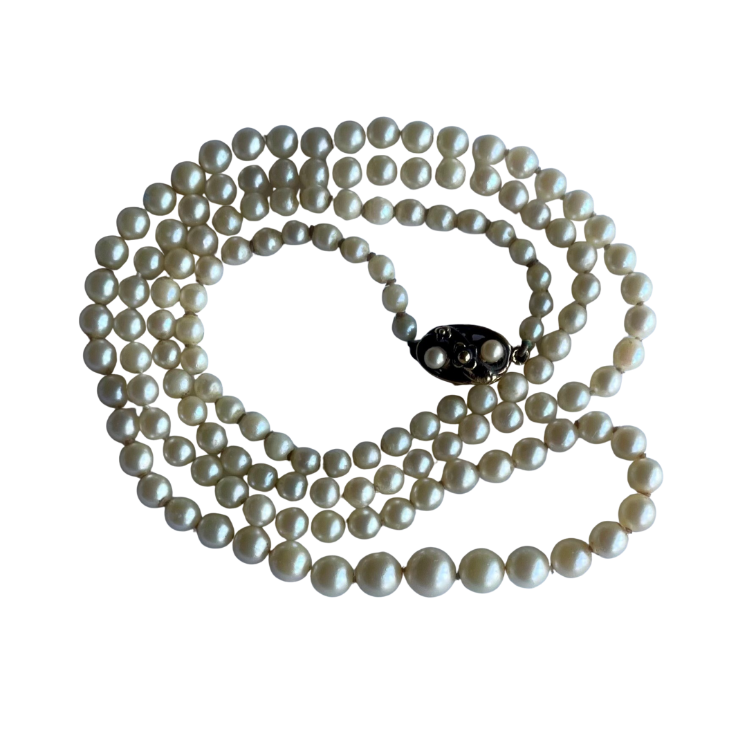 Vintage Graduated Cultured Pearl Necklace - Opera Length