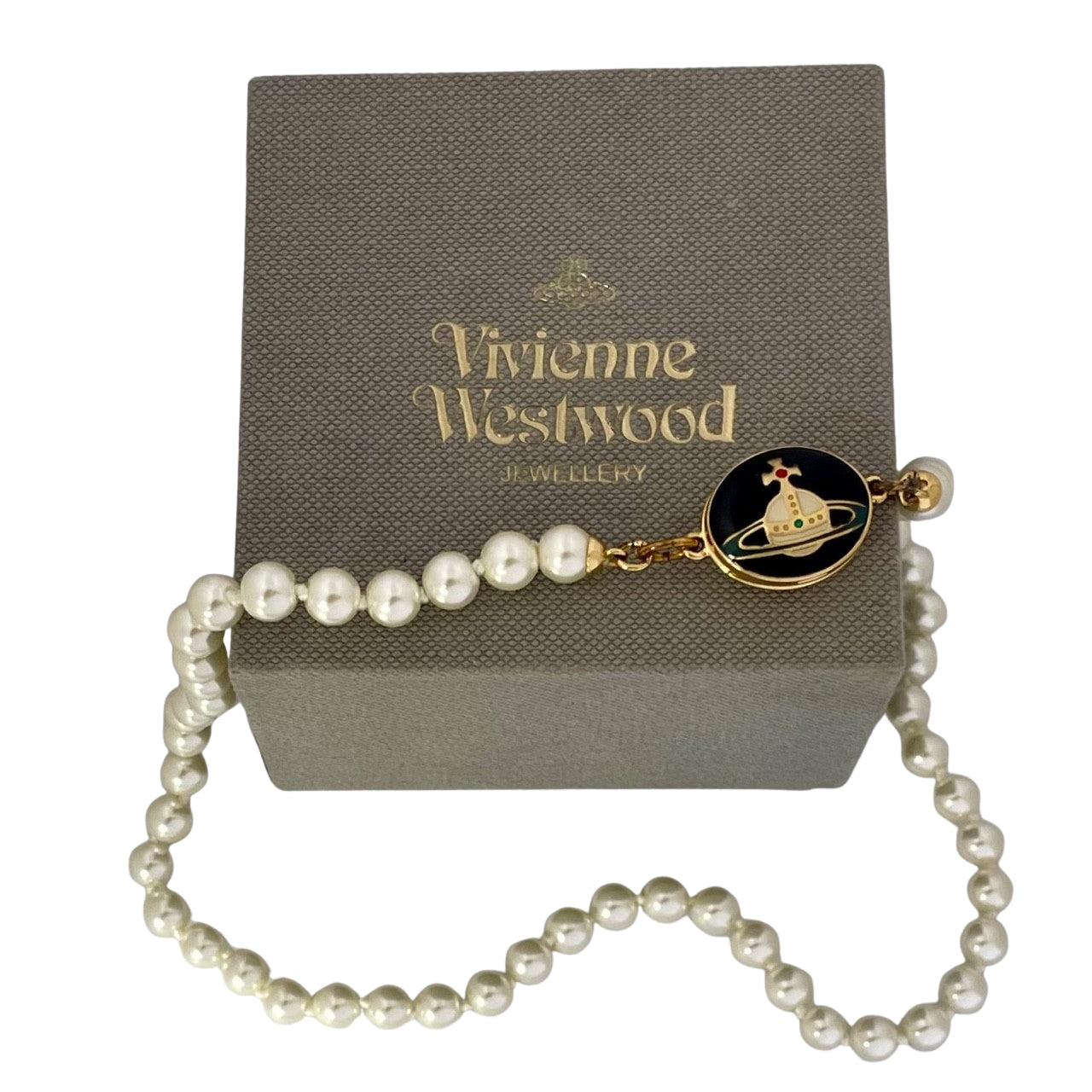 Vivienne Westwood Loelia Pearl Necklace