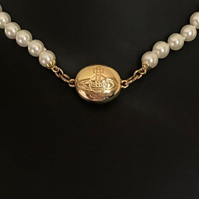 Vivienne Westwood Loelia Pearl Necklace