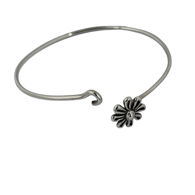 Vintage Tiffany & Co. Paloma Picasso Sterling Silver Daisy Bangle