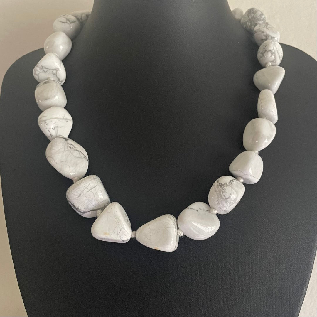 Vintage Statement Howlite Necklace