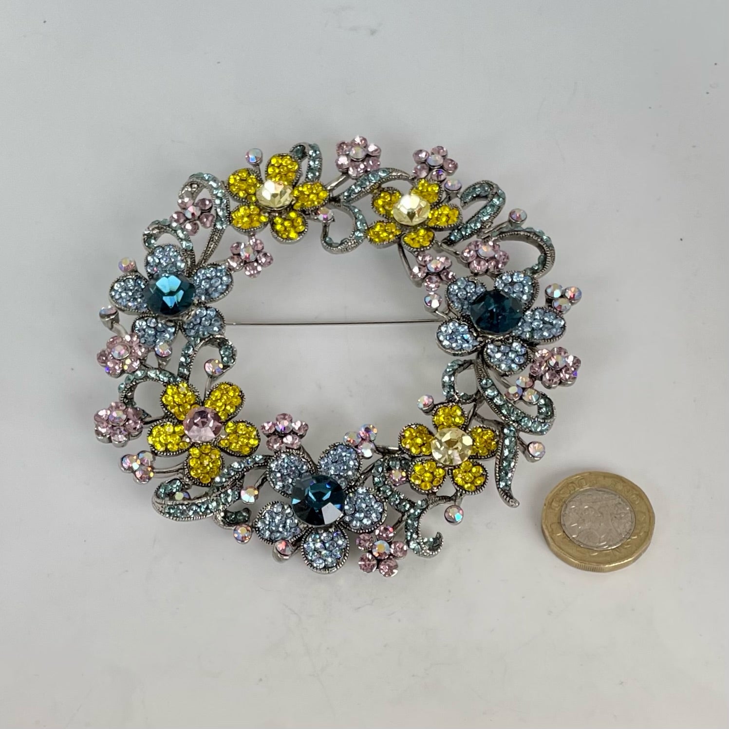 A Butler & Wilson Vintage Large Flower Garland Brooch