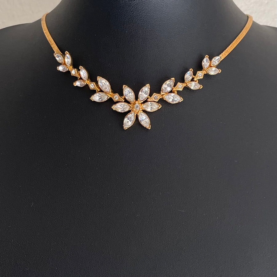 A Vintage Butler & Wilson Daisy Necklace