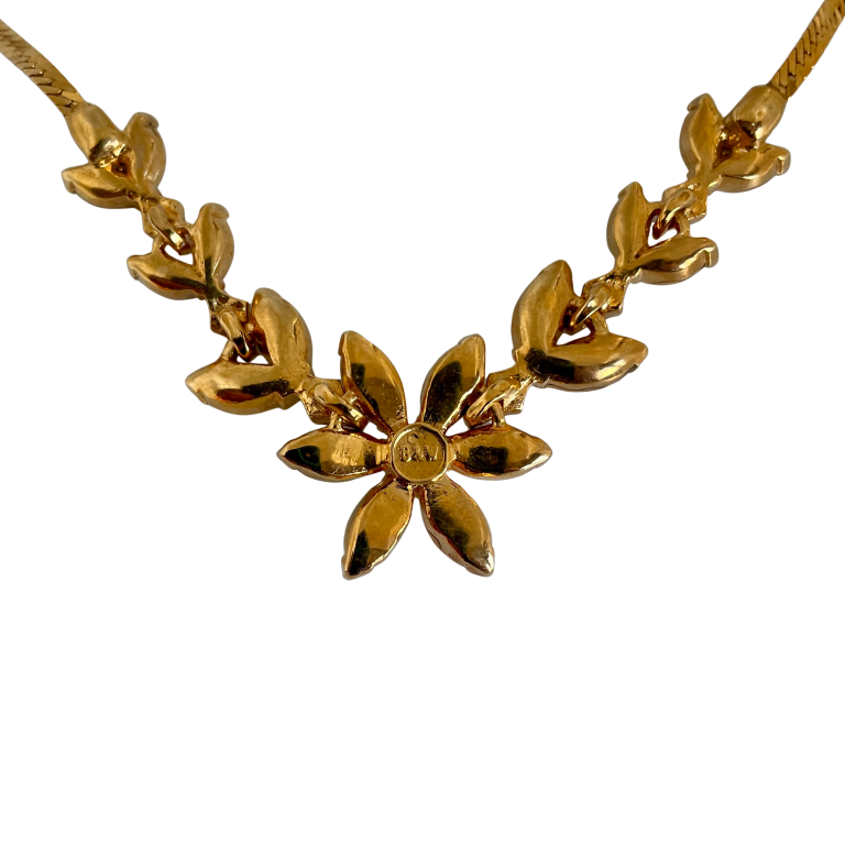A Vintage Butler & Wilson Daisy Necklace