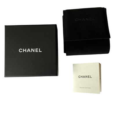 Vintage 1993 Chanel Large CC Logo Faux Pearl Earrings – Reconditioned “As New”
