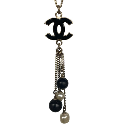 A Chanel Long CC Vintage Necklace