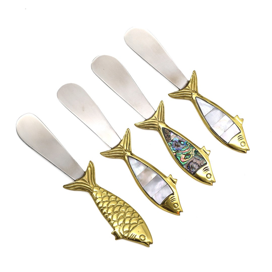 Set of fish-shaped butter knives with mother of pearl handles