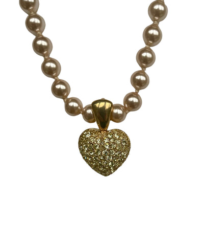 A Vintage Crystal Heart Pendant Faux Pearl Necklace