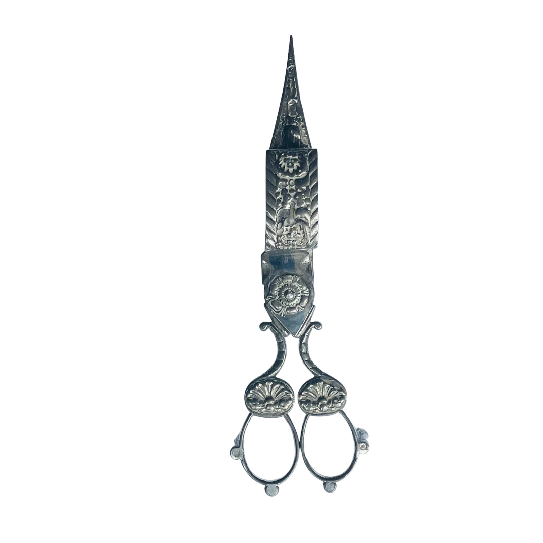 A pair of Georgian Silver Plated Candle Snuffers/Wick Trimmer