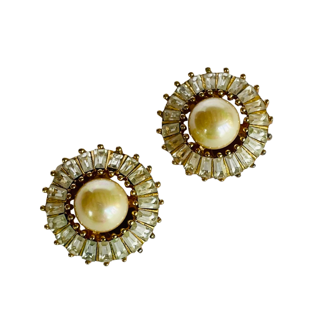 Vintage Grossé (Dior) Pearl Clip Earrings