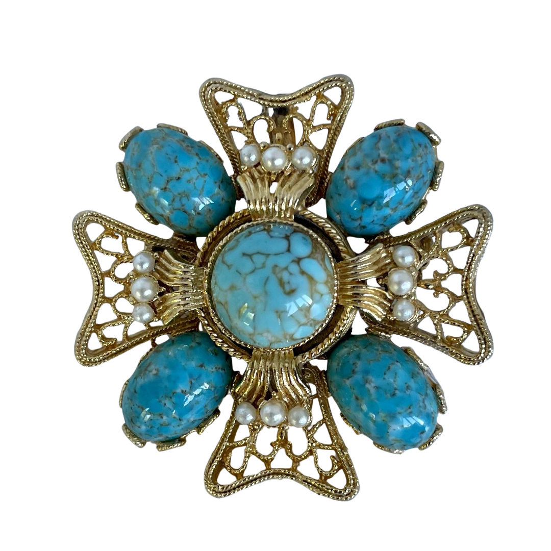 A Vintage Maltese Cross Brooch / Pendant