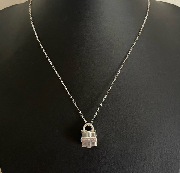 A Vintage Tiffany Sterling Silver Gift Box Charm Pendant