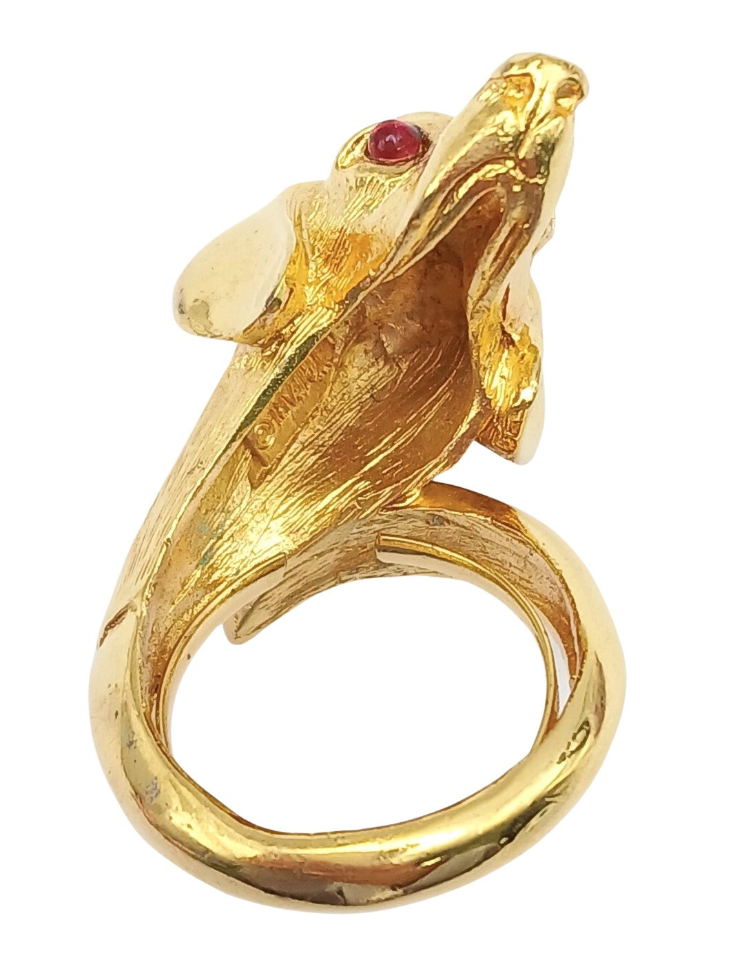 Vintage Crown Trifari Dachshund dog head ring in textured gold-tone Trifarium. This rare bypass style ring features a detailed dachshund face with vibrant red glass cabochon eyes and a wraparound textured band