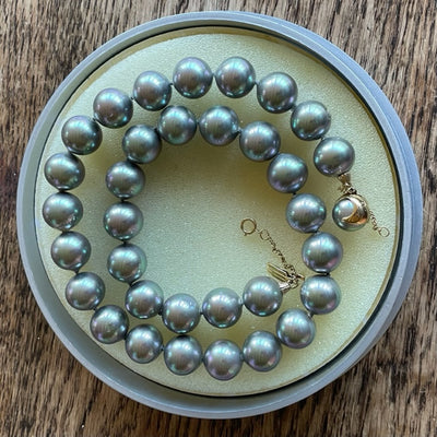 Vintage Majorica 'Tahitian' Faux Pearl Necklace 10mm | Sterling Silver Gilt Clasp | Original Box & Papers | Possibly Unworn