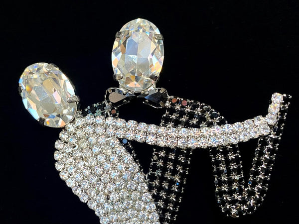 A Butler & Wilson Dancing Couple Brooch - Annabel James