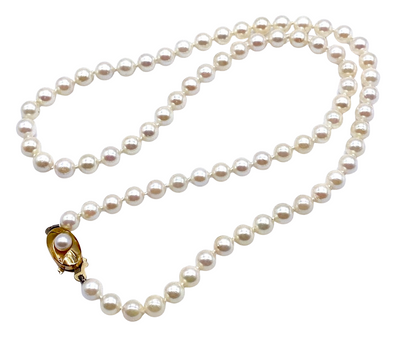 A Vintage String of Cultured Pearls with 9ct Gold Clasp, in Original Box, 1994
