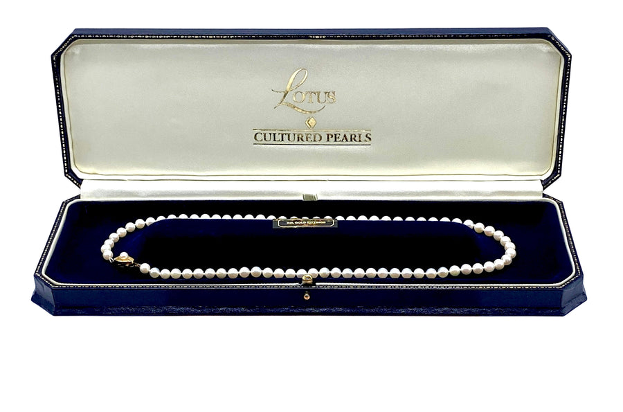A Vintage String of Cultured Pearls with 9ct Gold Clasp, in Original Box, 1994