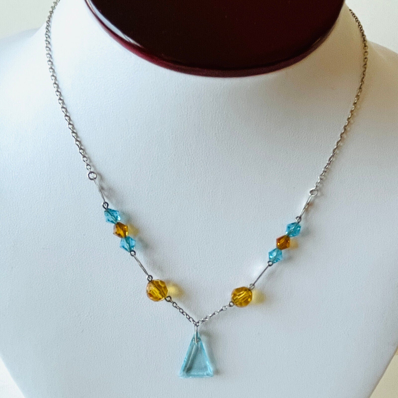 A Vintage Art Deco Necklace