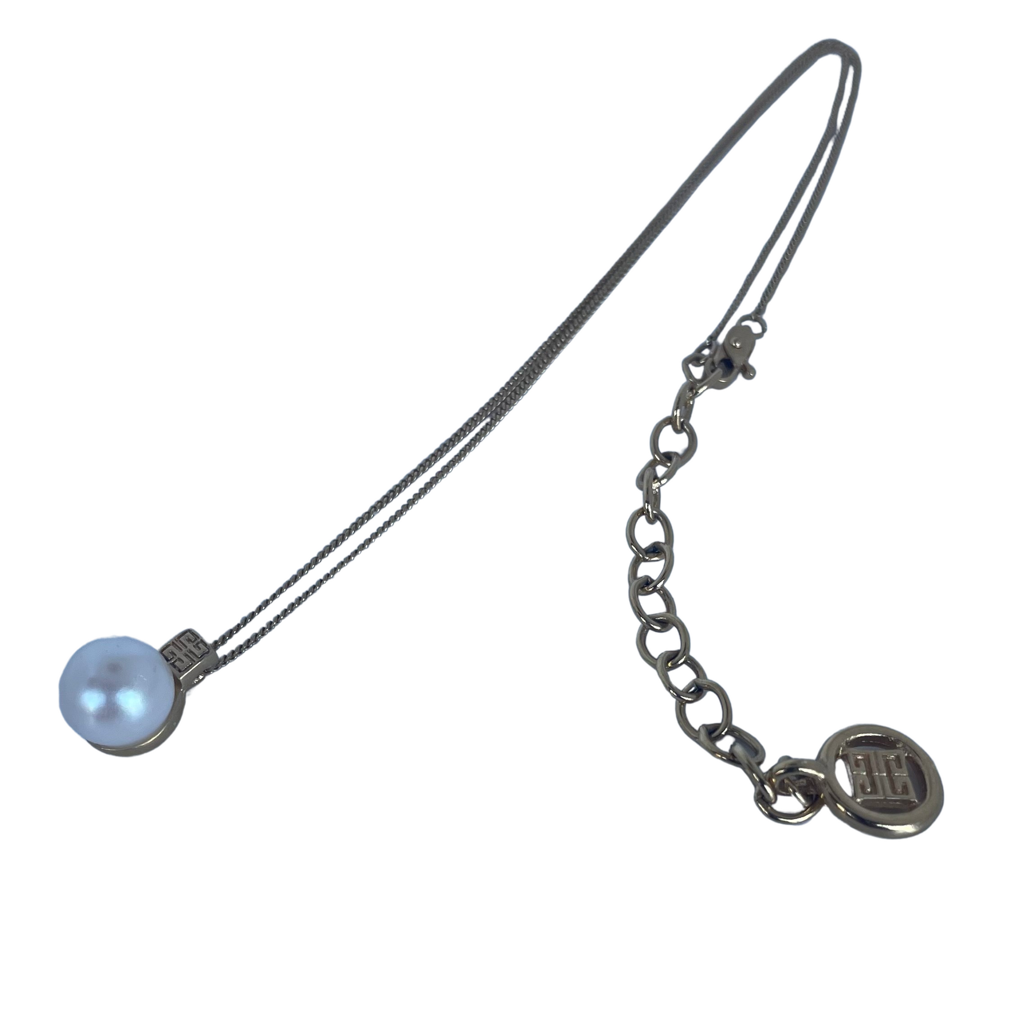 A Givenchy Faux Pearl Necklace