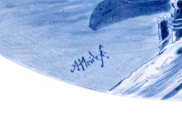 Antique Villeroy & Boch Delft Charger