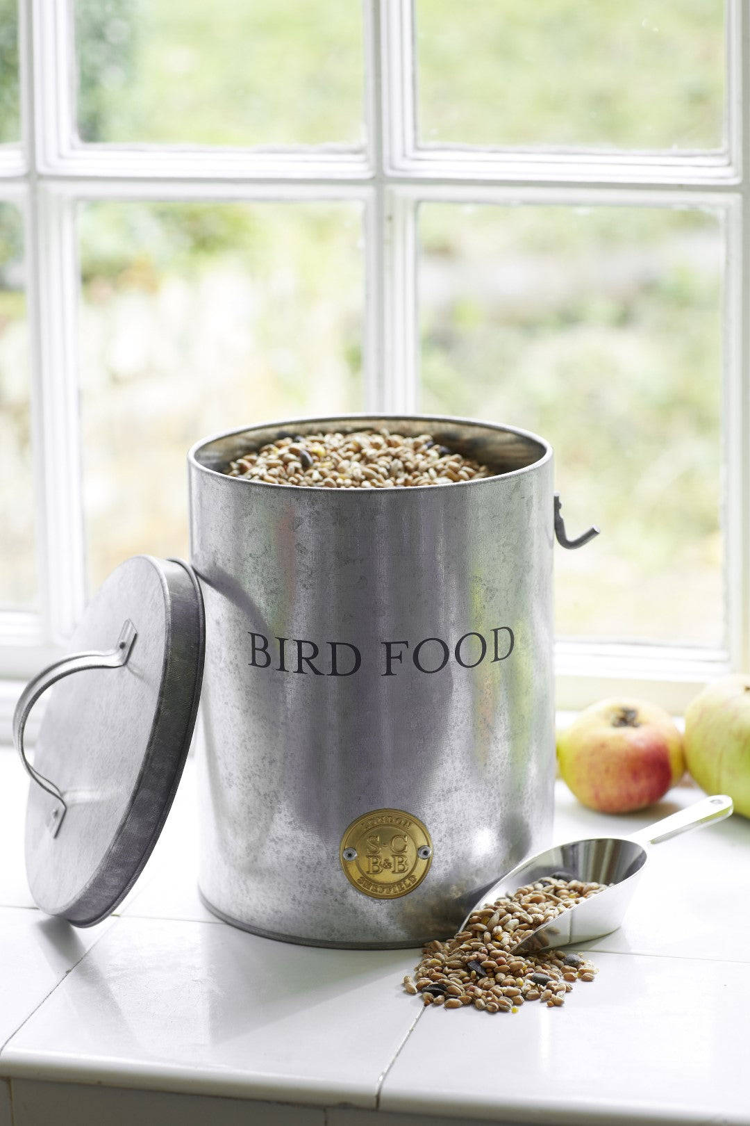 Bird Feed Tin with Scoop - annabeljames