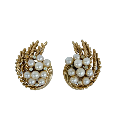 A pair of Vintage Trifari Earrings 1950/1960s