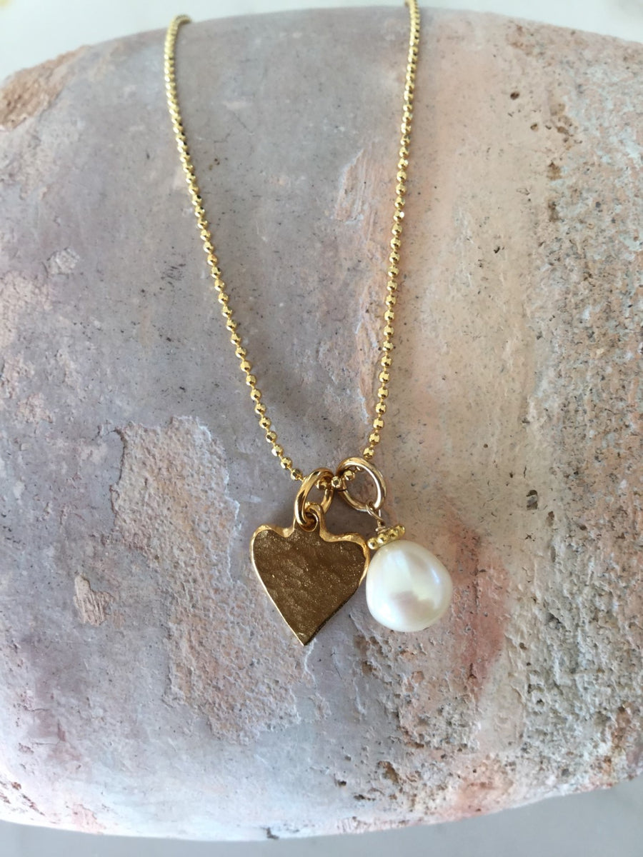 Gold Heart and Freshwater Pearl Necklace