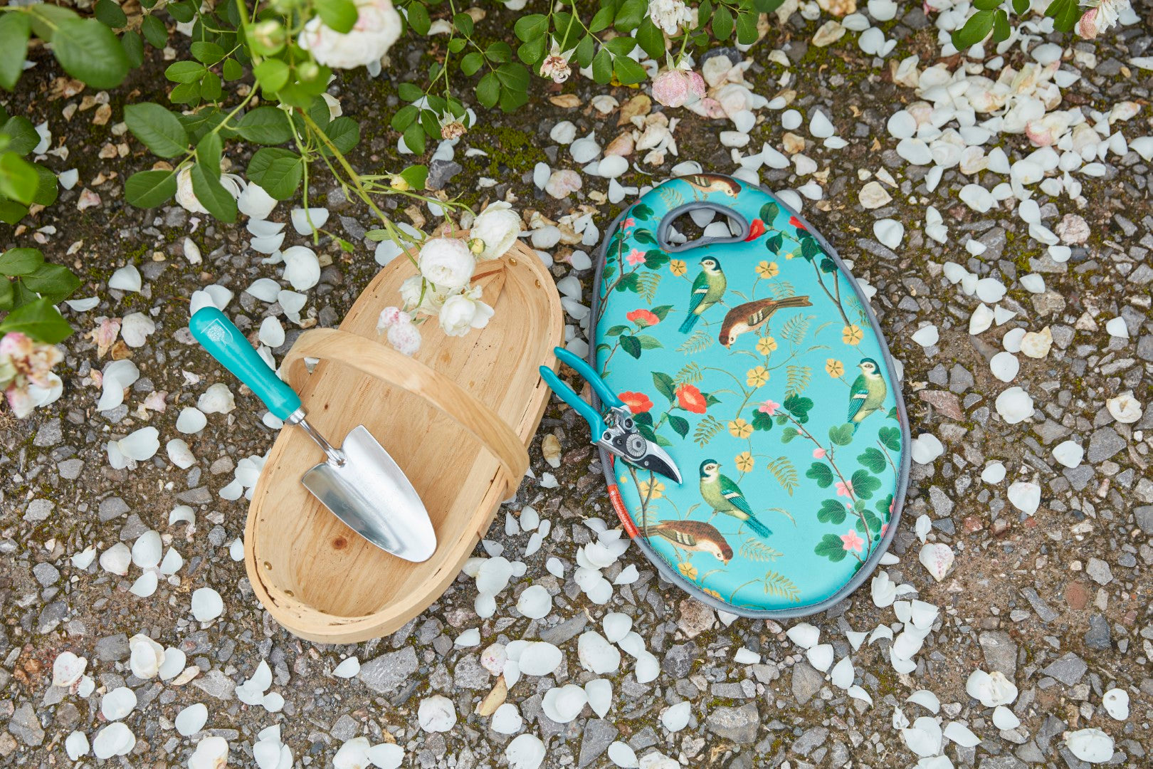 Flora & Fauna Kneeler - annabeljames